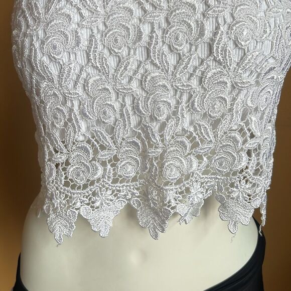 One Two Three lace crop top shirt see measurements for size,T Size Tag Removed - Picture 2 of 10